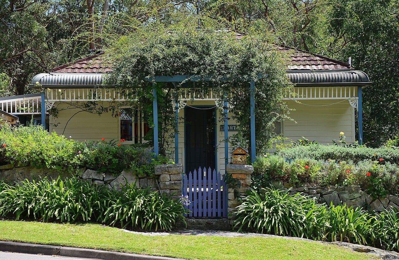 Weatherboard cottage with front verandah